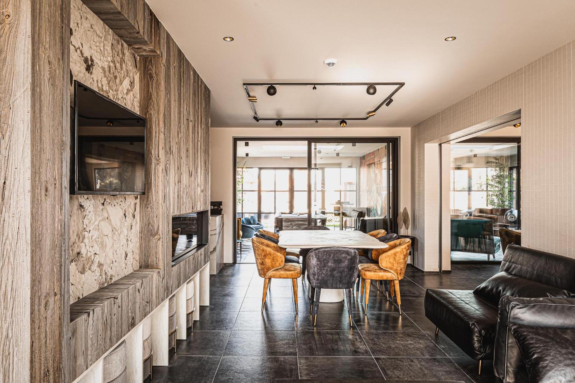 Villa Charmed